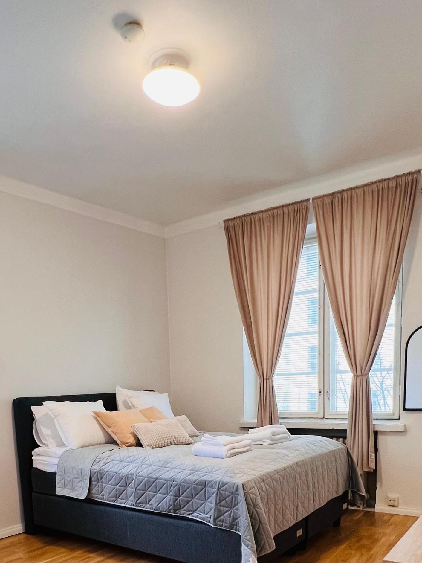 Your Chic Vibrant Airbnb Helsinki Exterior photo